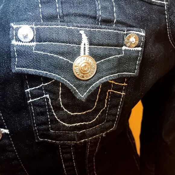 True Religion NWOT Black Denim Jean Trucker Jacket Women’s Size XL - Picture 3 of 16